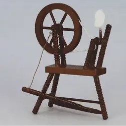 Kan købes nu - Ray, walnut
