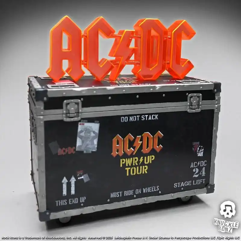 AC/DC Rock Iconz On Tour Statue PWR UP Tour Road Case | Fordelagtig pris