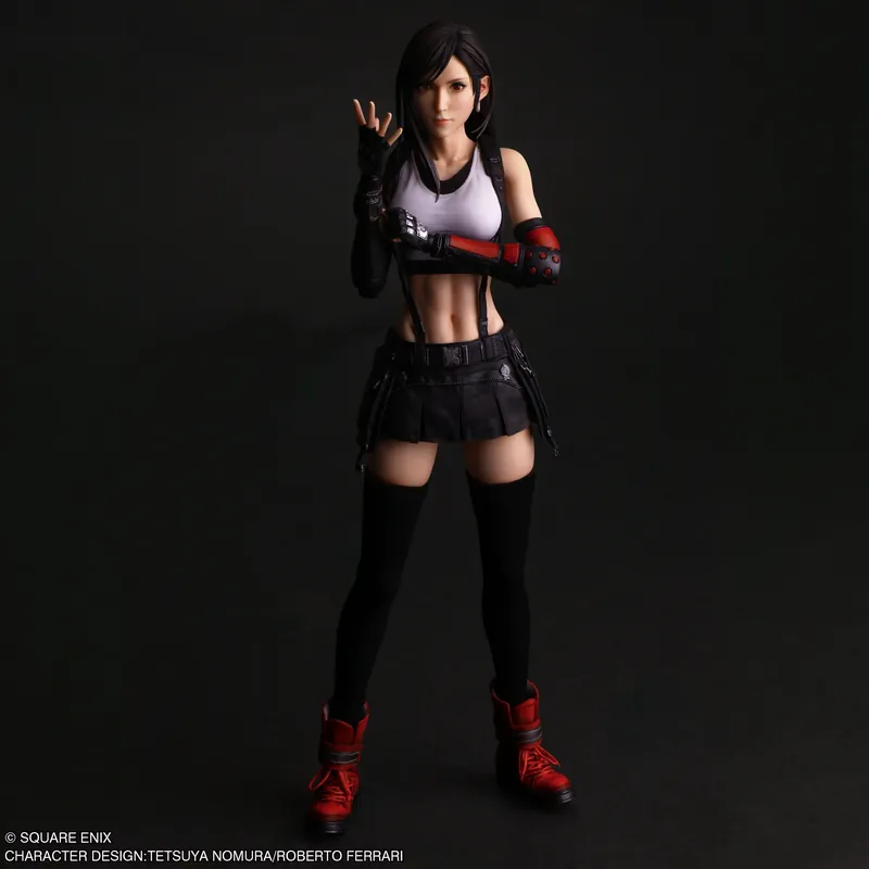 Direkte fra fabrikken - FINAL FANTASY VII REBIRTH - Tifa Lockhart - Play Arts Shin Figure 24cm